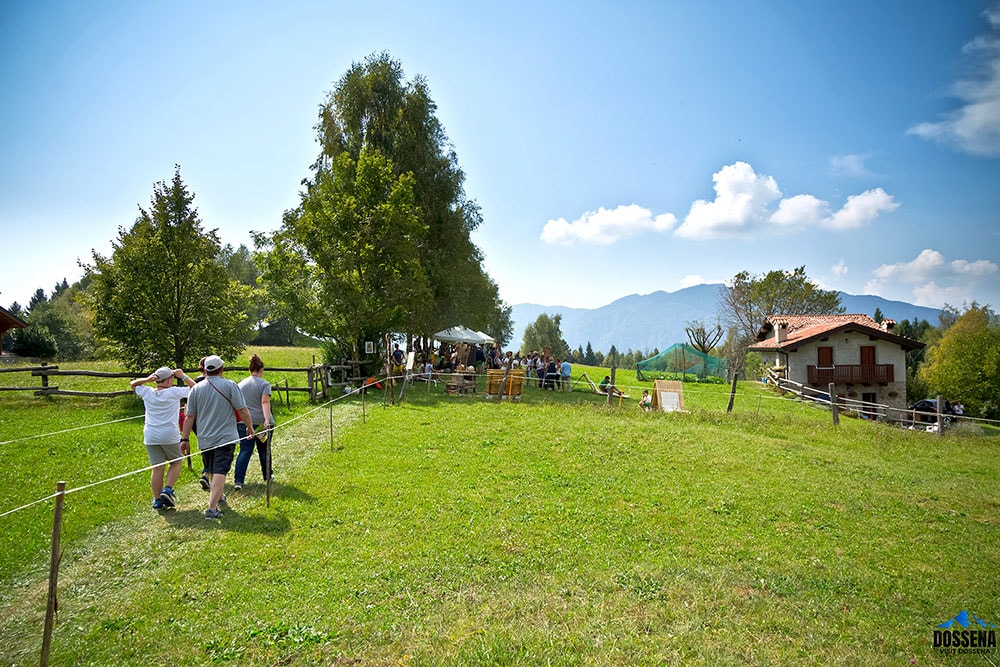 Folclore e sapori a Dossena, Val Brembana provincia di Bergamo 01