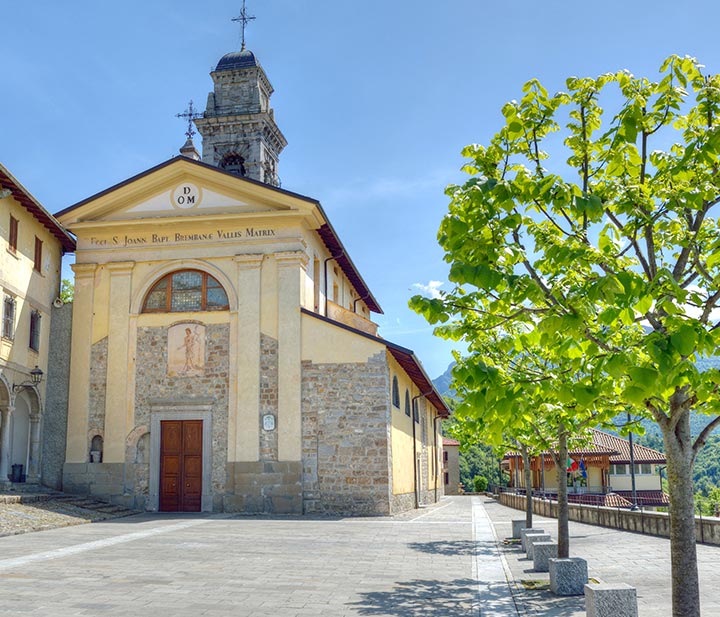 Chiesa di Dossena, Val Brembana, Bergamo