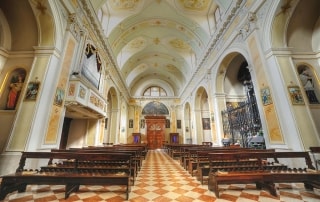 Chiesa San Giovanni Battista a Dossena, Val Brembana, Bergamo 03